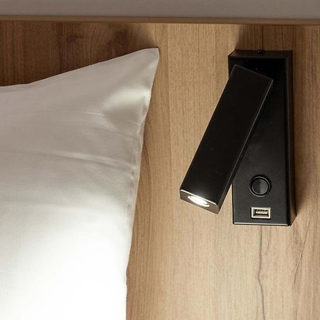 B&B Hotel Morlaix Saint-Martin-des-Champs  Bagian luar foto